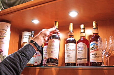 Begutachtung von Whiskey vor Ort